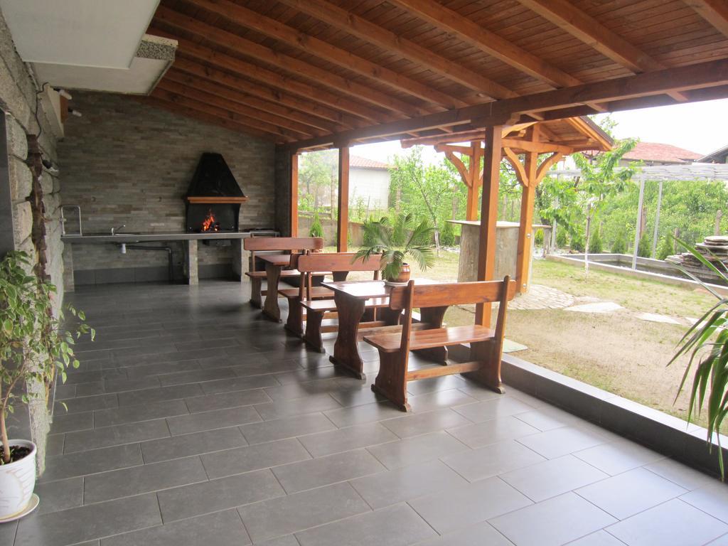 Slavina Guest House サパレヴァ・バニャ エクステリア 写真