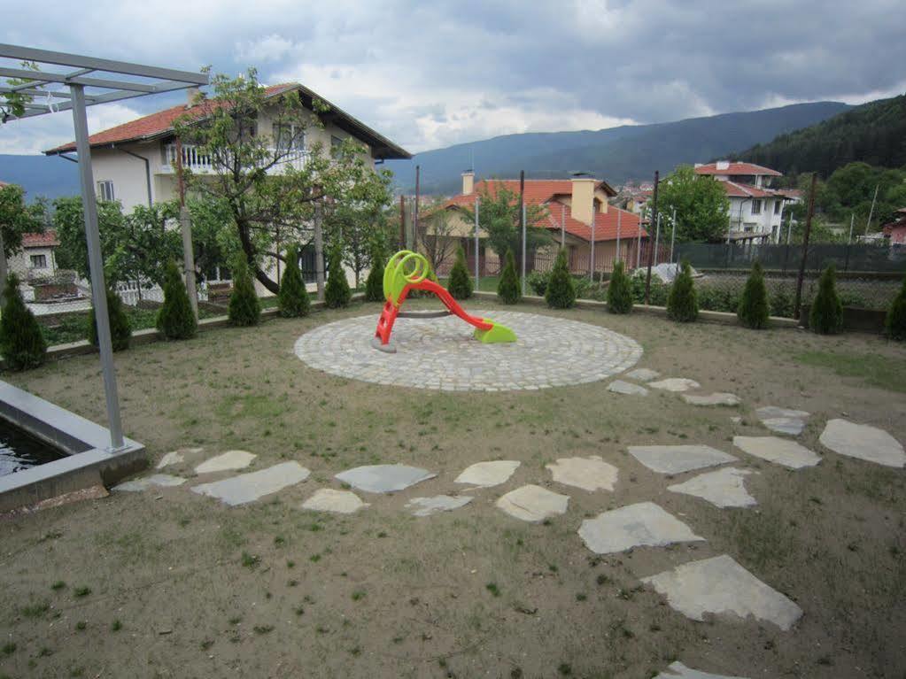Slavina Guest House サパレヴァ・バニャ エクステリア 写真